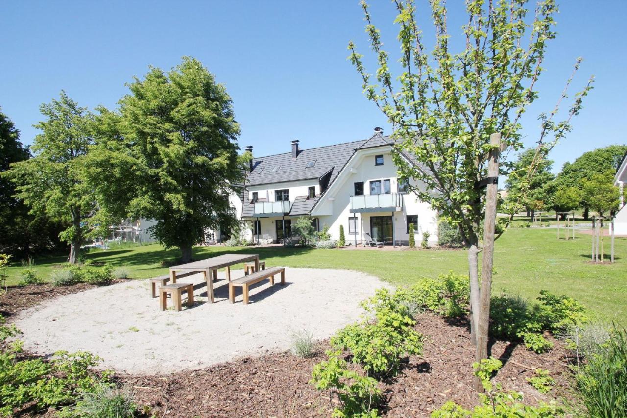 Strandresort Rex Rugia Haus 28 - FeWo 03, inklusive Sauna und Schwimmbadnutzung im AHOI Sellin Lobbe Exterior foto